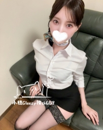 東京  #編號5216  溫柔系熟女，前凸後翹曲線超犯規